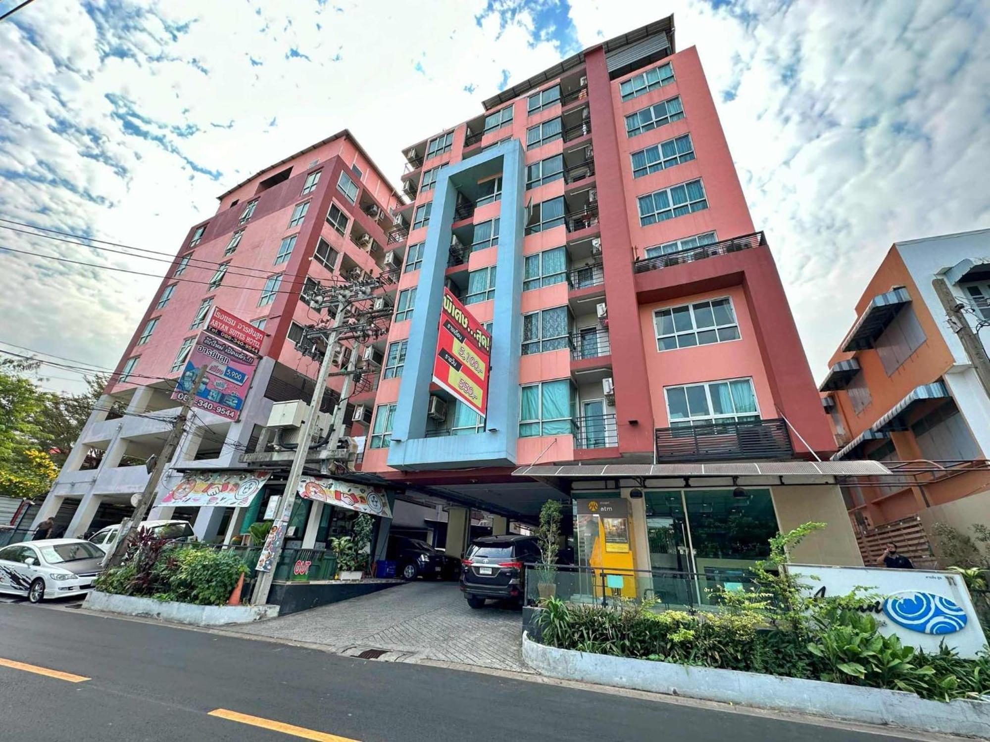 Aryan Suites Hotel Bangkok Esterno foto