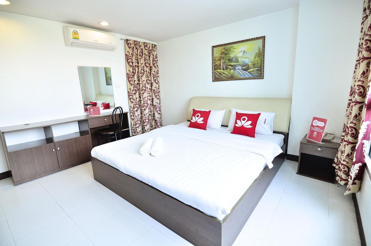 Aryan Suites Hotel Bangkok Esterno foto