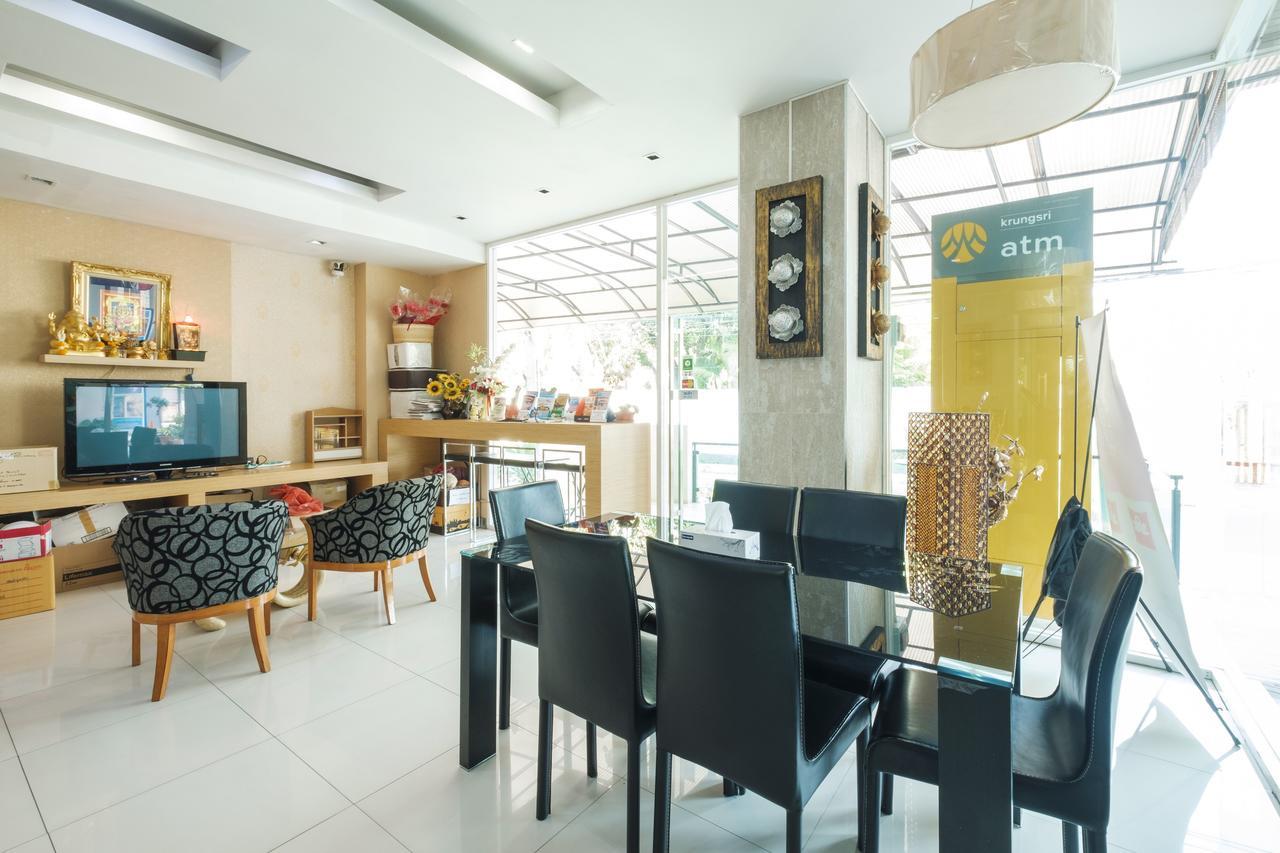 Aryan Suites Hotel Bangkok Esterno foto