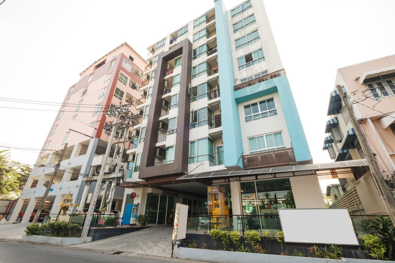 Aryan Suites Hotel Bangkok Esterno foto